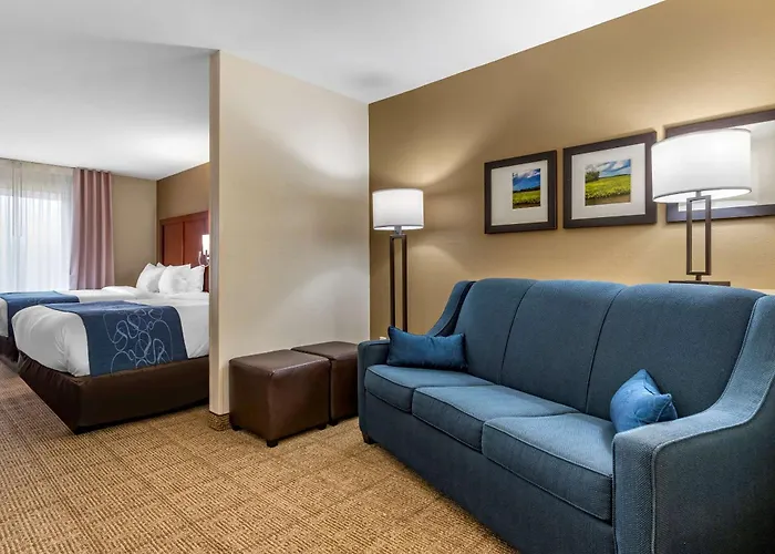 Comfort Suites Niceville Near Eglin Air Force Base